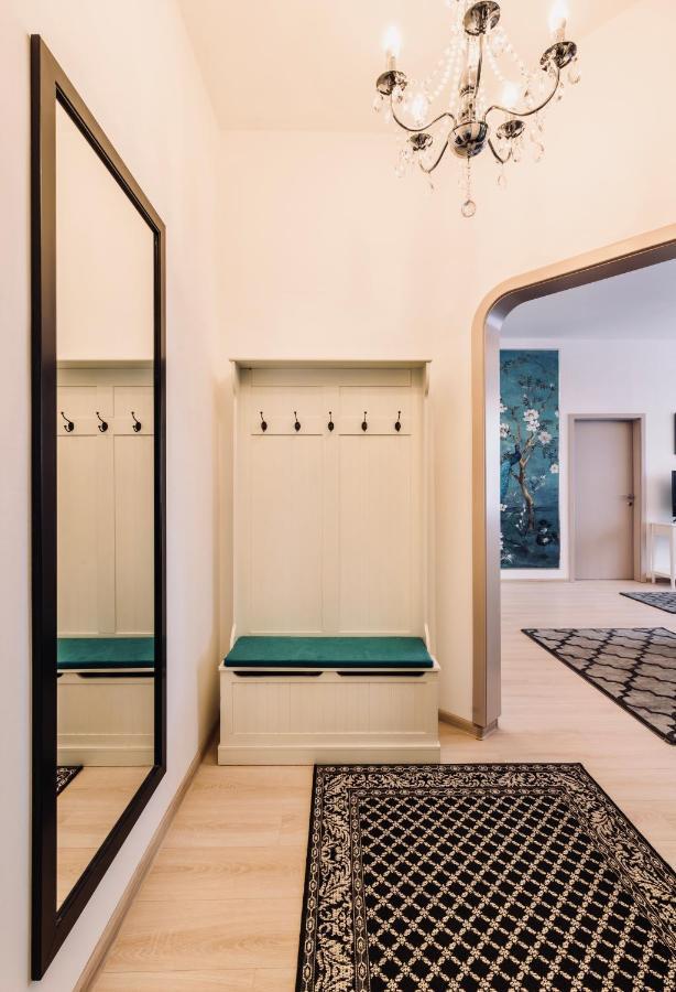Monarchia Apartman Grand Mosonmagyaróvár Exterior foto