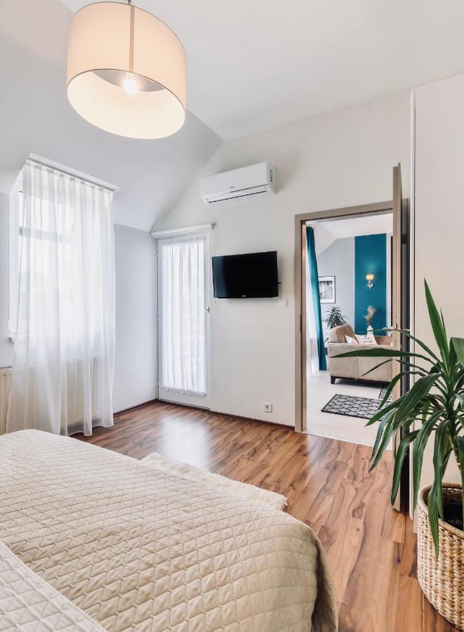 Monarchia Apartman Grand Mosonmagyaróvár Exterior foto