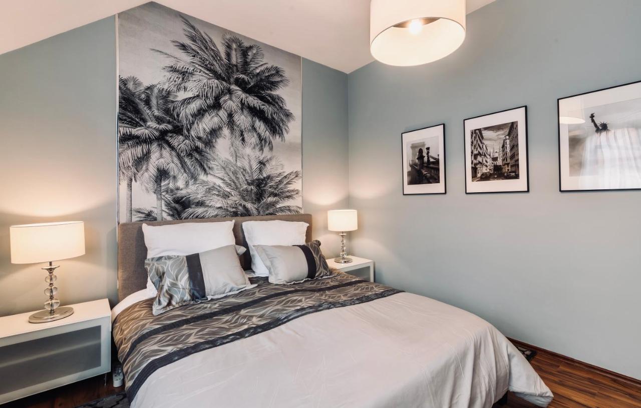 Monarchia Apartman Grand Mosonmagyaróvár Exterior foto
