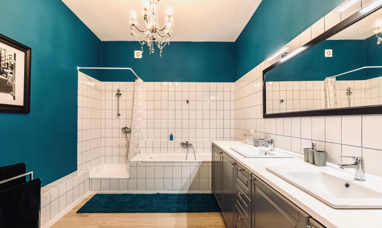 Monarchia Apartman Grand Mosonmagyaróvár Exterior foto